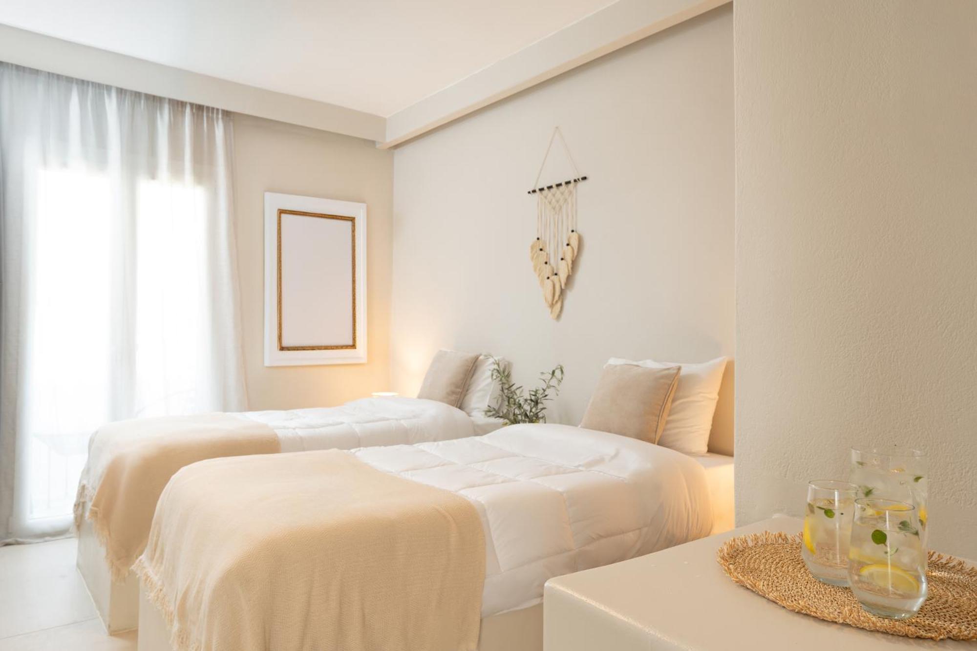 Paridian Elegant Living Hotel Парос Екстериор снимка